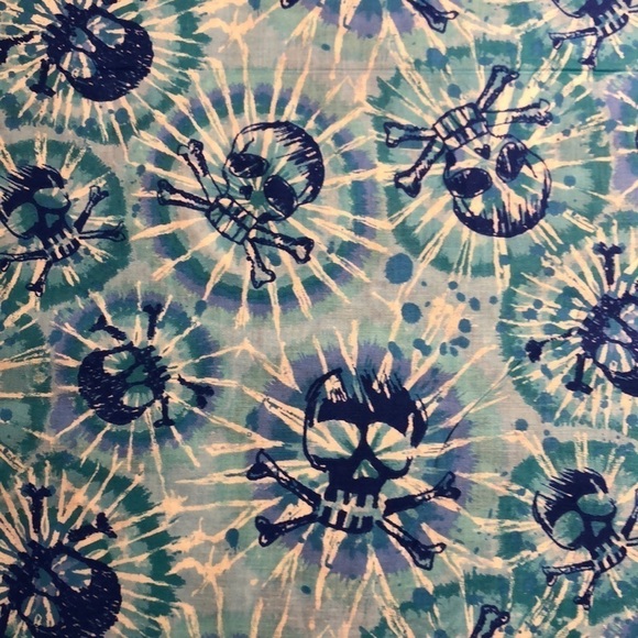 1 yards cotton fabric skull Blue splatter print - Picture 1 of 5